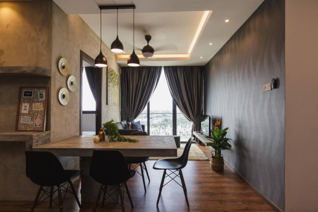 Jazz Suites 1 Vivacity Kuching Exterior photo