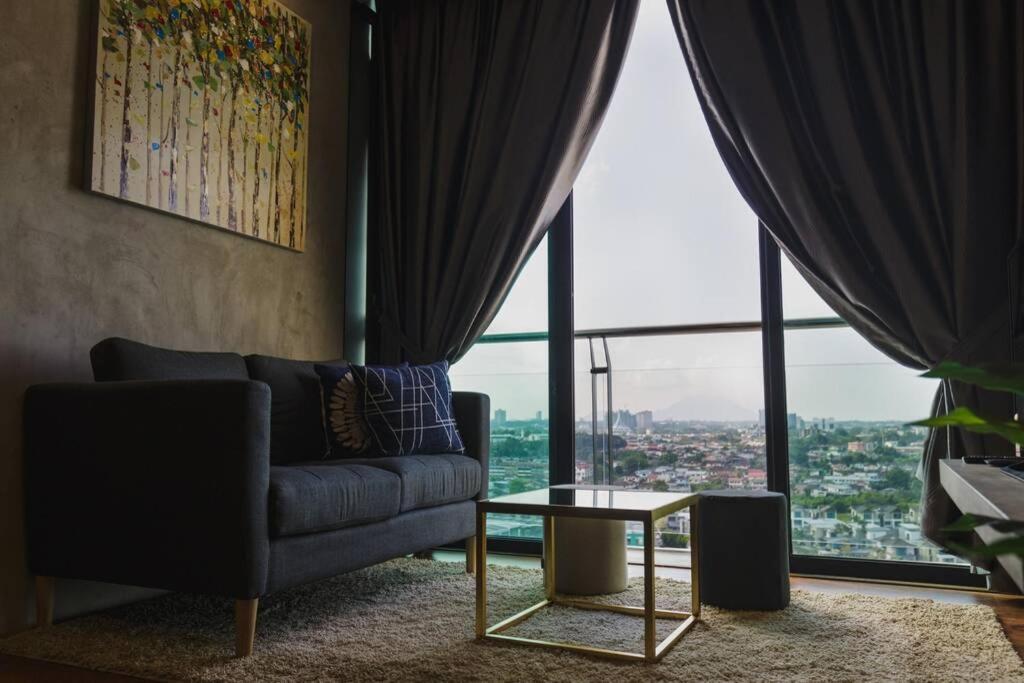 Jazz Suites 1 Vivacity Kuching Exterior photo