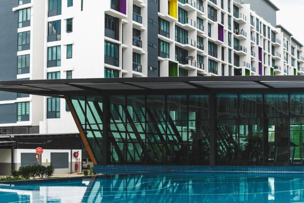 Jazz Suites 1 Vivacity Kuching Exterior photo